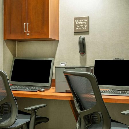 Hampton Inn Raynham-Taunton Екстериор снимка