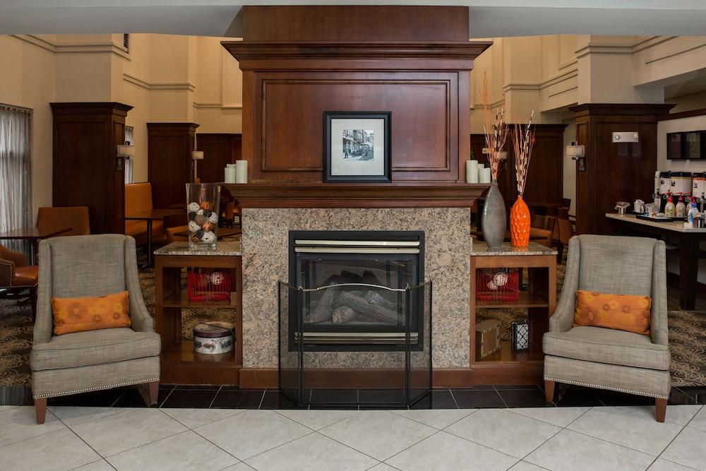 Hampton Inn Raynham-Taunton Екстериор снимка