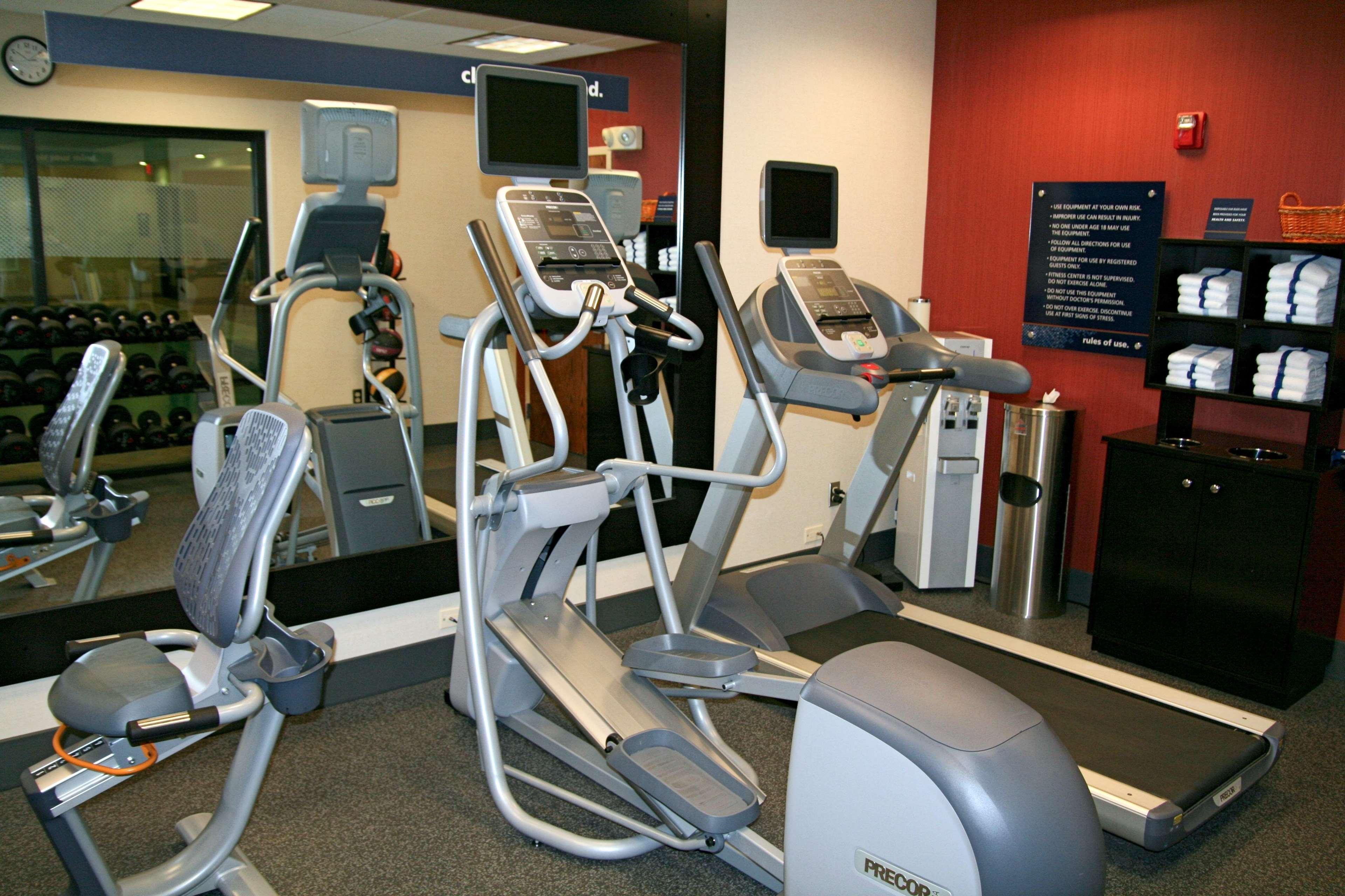 Hampton Inn Raynham-Taunton Екстериор снимка