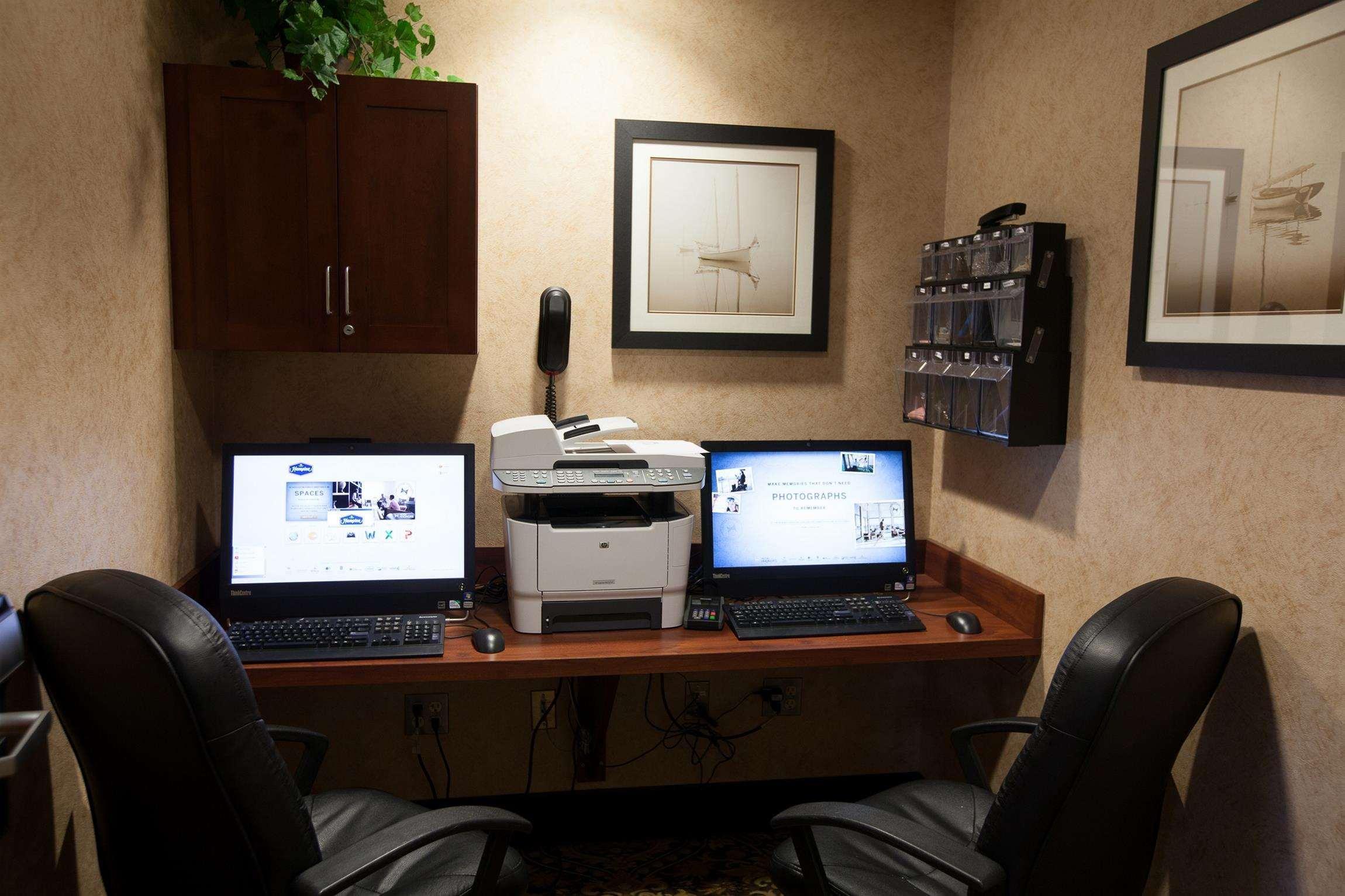 Hampton Inn Raynham-Taunton Екстериор снимка