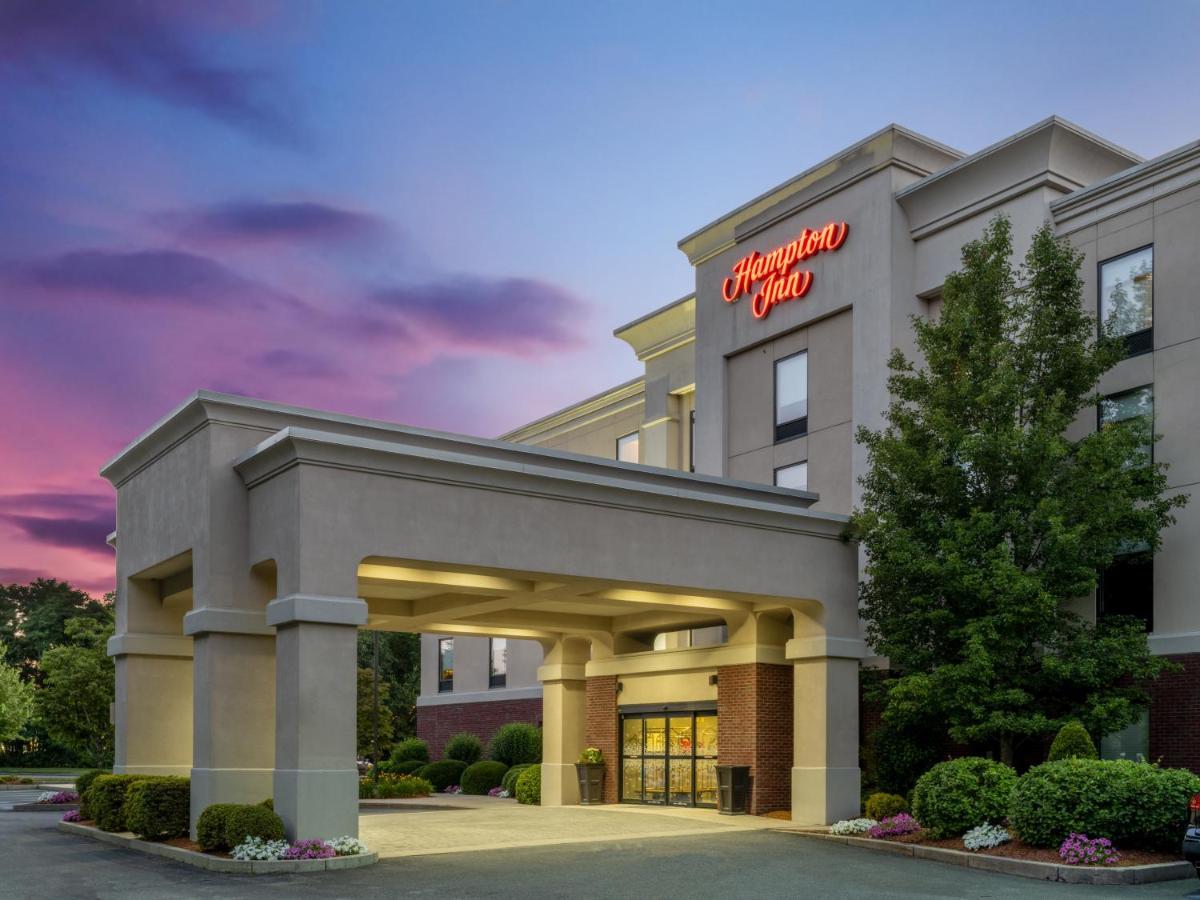 Hampton Inn Raynham-Taunton Екстериор снимка