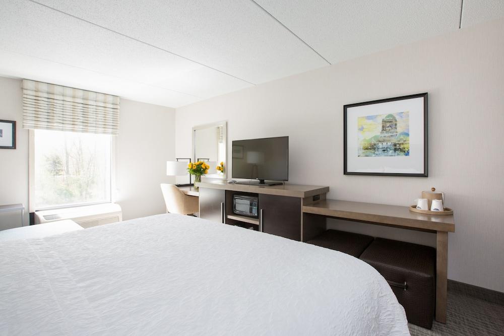 Hampton Inn Raynham-Taunton Екстериор снимка