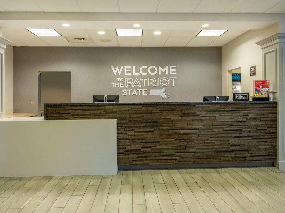 Hampton Inn Raynham-Taunton Екстериор снимка